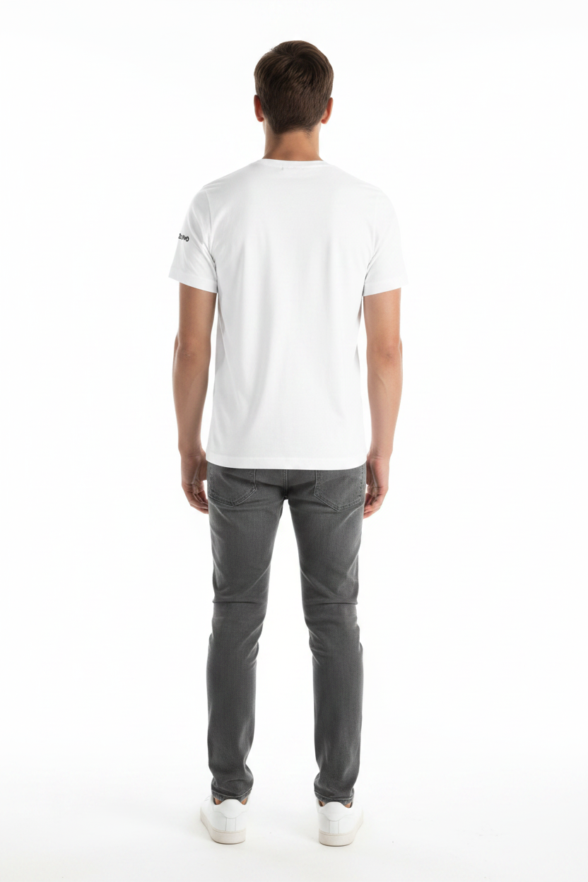 Mannequin de dos t-shirt blanc croix